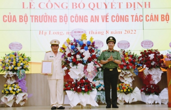 Đại tá Đinh Văn Nơi chính thức nhận nhiệm vụ Giám đốc Công an tỉnh Quảng Ninh