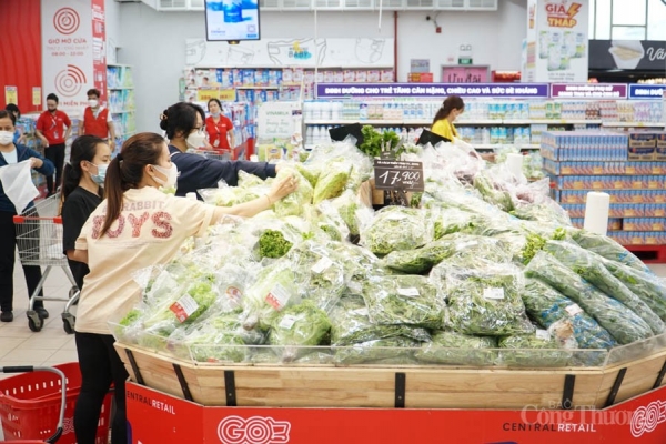Đà Nẵng: Tiểu thương các chợ đóng quầy chống bão số 4, siêu thị hàng hóa tràn đầy
