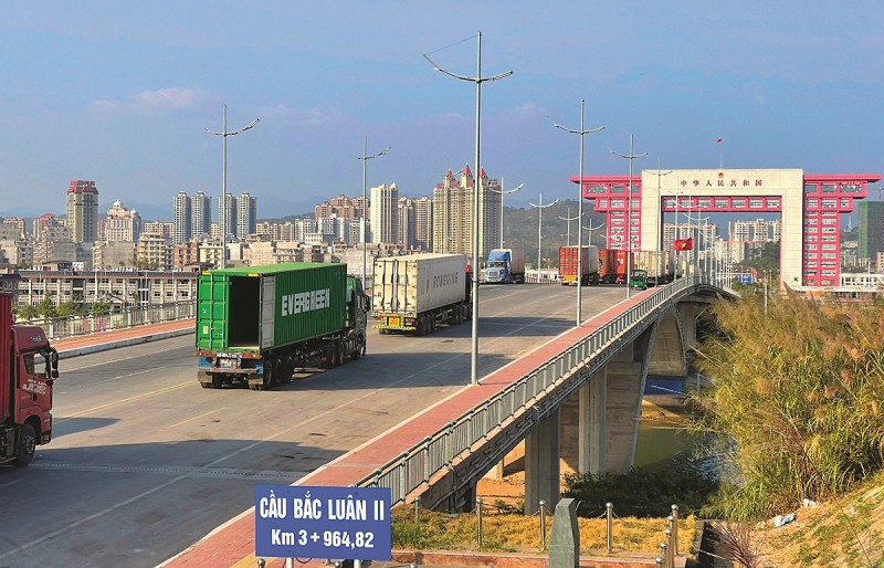 Cửa khẩu quốc tế Móng Cái chính thức là cửa khẩu nhập khẩu lương thực vào Quảng Tây (Trung Quốc)