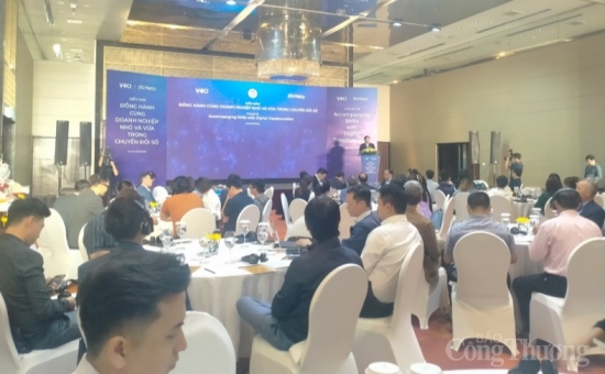 Diễn đàn Đồng hành cùng doanh nghiệp nhỏ và vừa trong chuyển đổi số