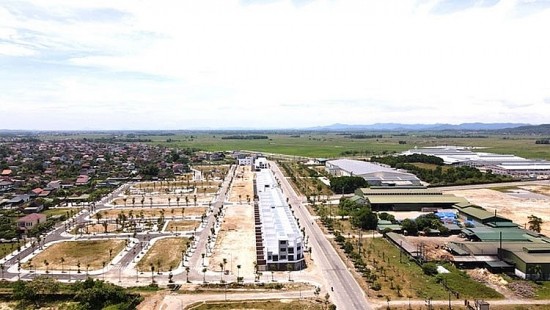 Hé lộ về "ông lớn" Hoàng Thịnh Đạt muốn đầu tư 3.350 tỷ làm KCN Bắc Hồng Lĩnh