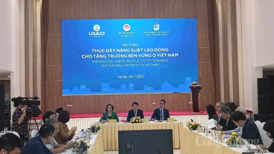 Năng suất lao động tại Việt Nam: Có cải thiện nhưng thiếu đồng đều