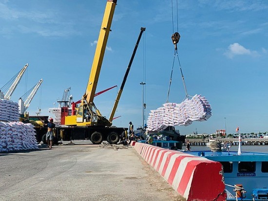 PVCFC năm 2023: Cung ứng tối đa trong nước, hướng mạnh xuất khẩu hiệu quả