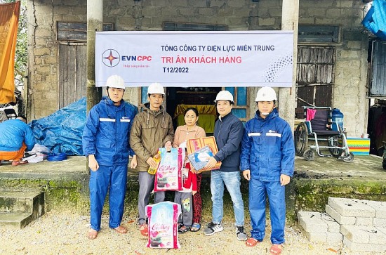 PC Thừa Thiên Huế: Đồng hành cùng người dân và doanh nghiệp