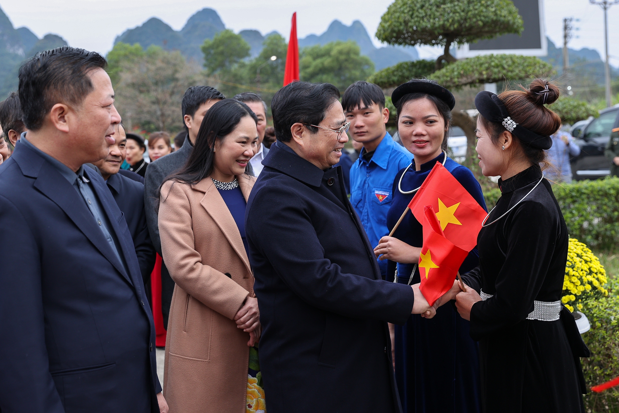 Lựa chọn đúng dự án trọng điểm để đầu tư, tỉnh Cao Bằng sẽ tự lực cánh sinh vươn lên mạnh mẽ
