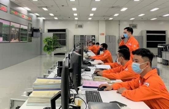Tiêu thụ điện dịp Tết thấp, giảm huy động các nguồn thuỷ điện nhỏ, năng lượng tái tạo