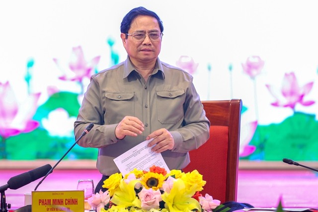 Thủ tướng kiểm điểm tiến độ 10 tuyến cao tốc: Không