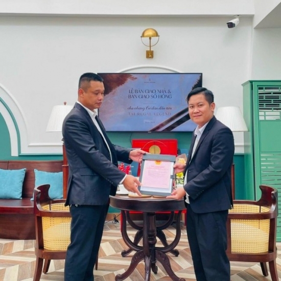 Regal Legend đủ điều kiện chuyển nhượng sổ hồng