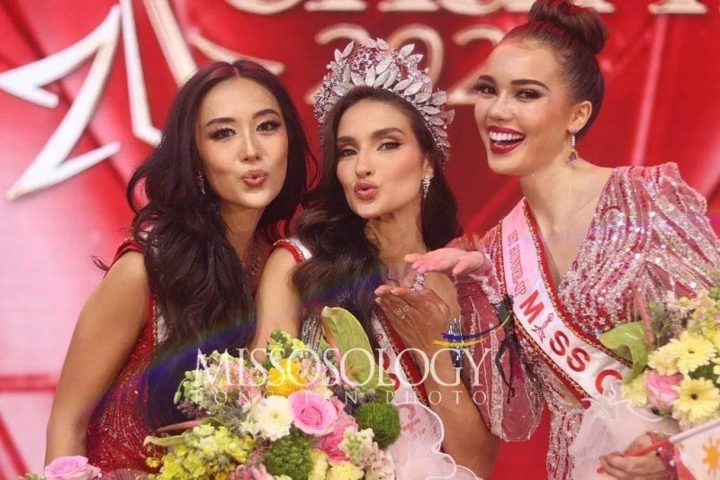 Mang danh cuộc thi hoa hậu quốc tế nhưng Miss Charm 2023 bị chê vì thiếu chuyên nghiệp