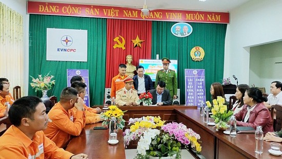 PC Thừa Thiên Huế: Tập huấn, phổ biến các quy định pháp luật về an toàn giao thông