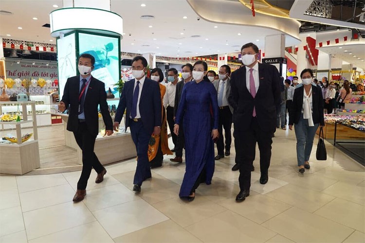 Tập đoàn bán lẻ lớn nhất Thái Lan Central Retail Corporation công bố khoản đầu tư lớn nhất vào Việt Nam