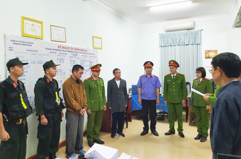Thừa Thiên Huế: “Thụt két” hơn 34 tỷ đồng, Giám đốc và 3 thuộc cấp bị bắt