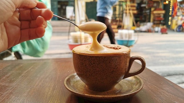 Cà phê sữa đá Việt Nam “nổi danh” bảng xếp hạng ngon nhất thế giới