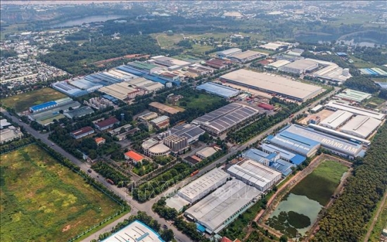 Doanh nghiệp hạ tầng công nghiệp tăng tốc