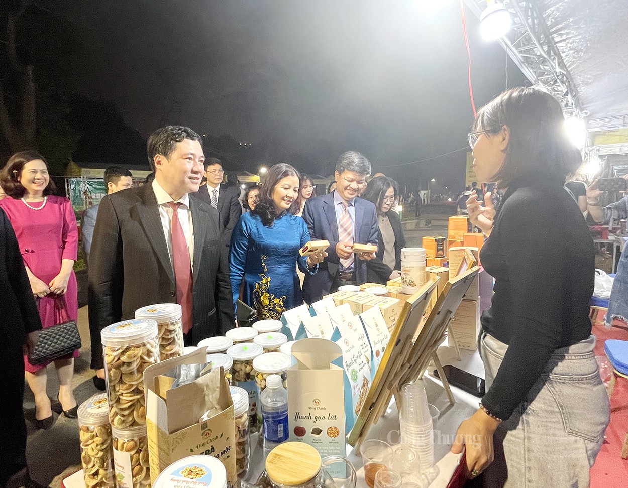 Phát động Ngày Quyền của người tiêu dùng Việt Nam năm 2023: Thông tin minh bạch - Tiêu dùng an toàn Phát động Ngày Quyền của người tiêu dùng Việt Nam năm 2023: Thông tin minh bạch - Tiêu dùng an toàn