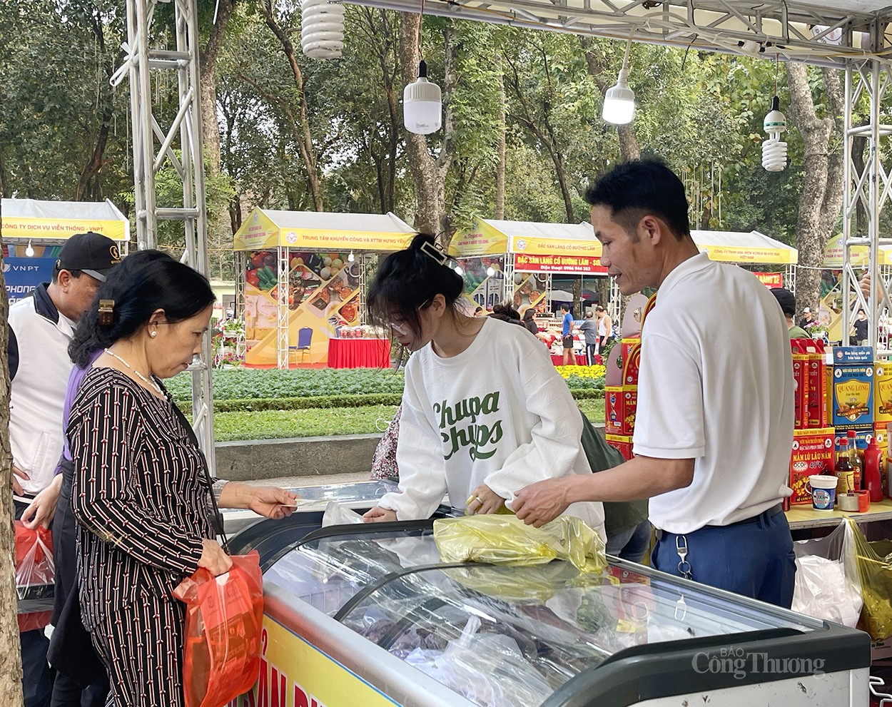 Phát động Ngày Quyền của người tiêu dùng Việt Nam năm 2023: Thông tin minh bạch - Tiêu dùng an toàn