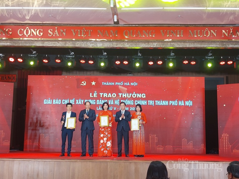 Báo Công Thương đạt giải Chuyên đề - Giải báo chí về xây dựng Đảng lần thứ V của TP Hà Nội