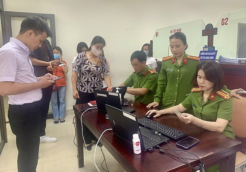 Nghệ An: Tuyệt đối không yêu cầu người dân xuất trình giấy xác nhận cư trú