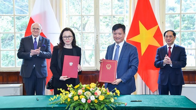 Hai nước đã ký thỏa thuận hợp tác giữa Học viện Ngoại giao Việt Nam và Học viện Ngoại giao Ba Lan