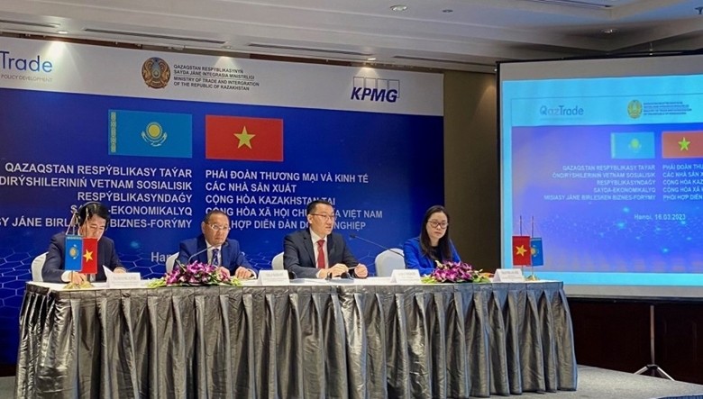 buổi gặp gỡ doanh nghiệp Việt Nam – Kazakhstan