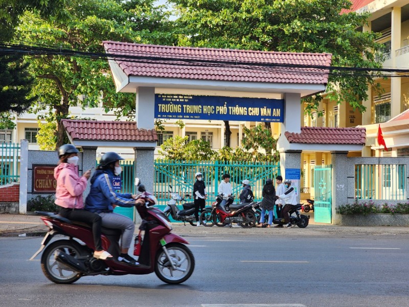 Đắk Lắk: Sẽ xử lý 4 cán bộ, giáo viên dùng từ ngữ phản cảm trên MXH