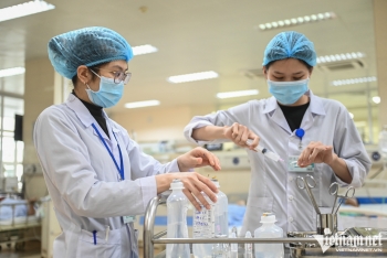"Bệnh viện phải công khai nếu thiếu thuốc, vật tư, không để bệnh nhân đi mua"