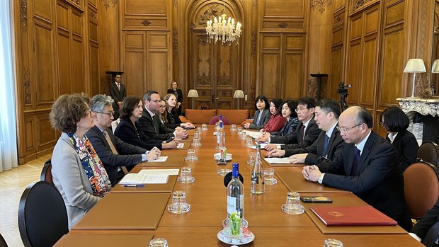 Việt Nam và OECD ký hiệp định đa phương về hỗ trợ hành chính thuế