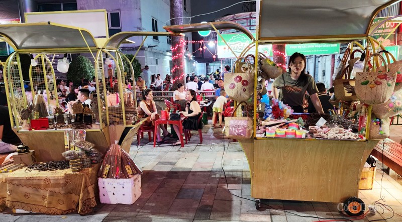 Khám phá lễ hội Carnival Sắc màu du lịch tại Thừa Thiên Huế