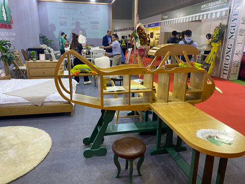 Đẩy mạnh xuất khẩu gỗ cao cấp