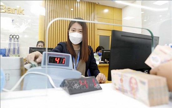 Người vay tiêu dùng chới với trong