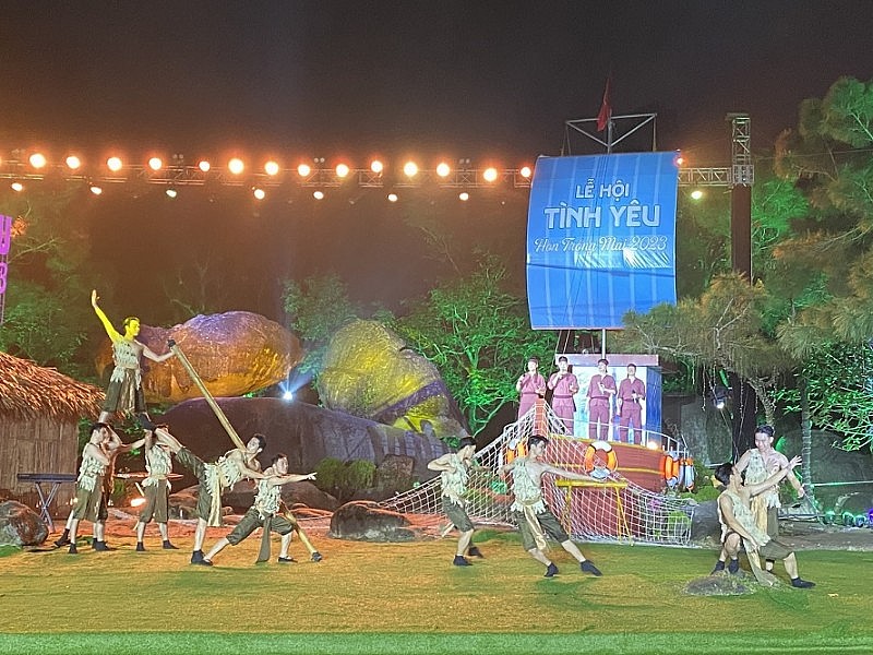 Thanh Hóa: Lễ hội Tình yêu - Hòn Trống Mái Sầm Sơn năm 2023 với nhiều chương trình ấn tượng