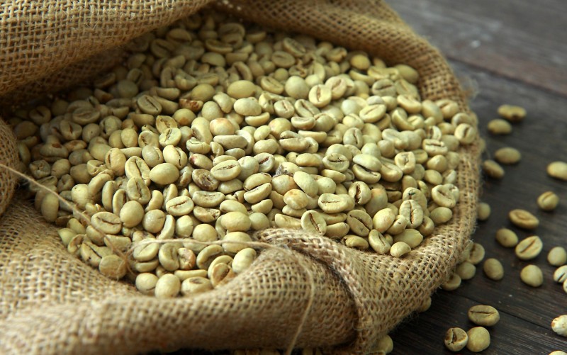 Volcafe dự báo thị trường cà phê toàn cầu trong niên vụ 2023/2024 sẽ thiếu hụt khoảng 5,6 triệu bao cà phê Robusta.