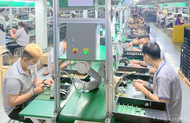 Cần kịp thời tháo gỡ khó khăn, thúc đẩy tăng trưởng kinh tế xã hội vùng Đông Nam bộ