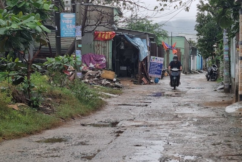 Thành phố Đà Nẵng khẳng định sẽ thu hồi 238 sổ đỏ cấp sai quy định, tuy nhiên, sẽ tính đến phương án an sinh cho người dân đã định cư ở khu vực này