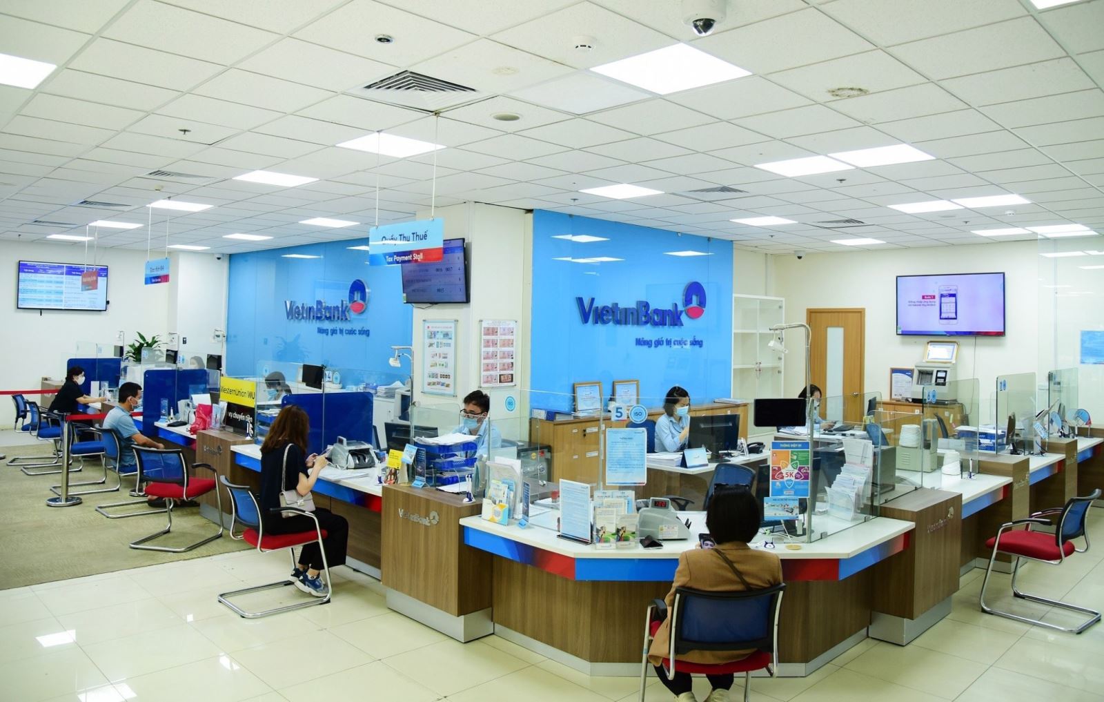 Ngân hàng giảm mục tiêu lợi nhuận trong năm 2023