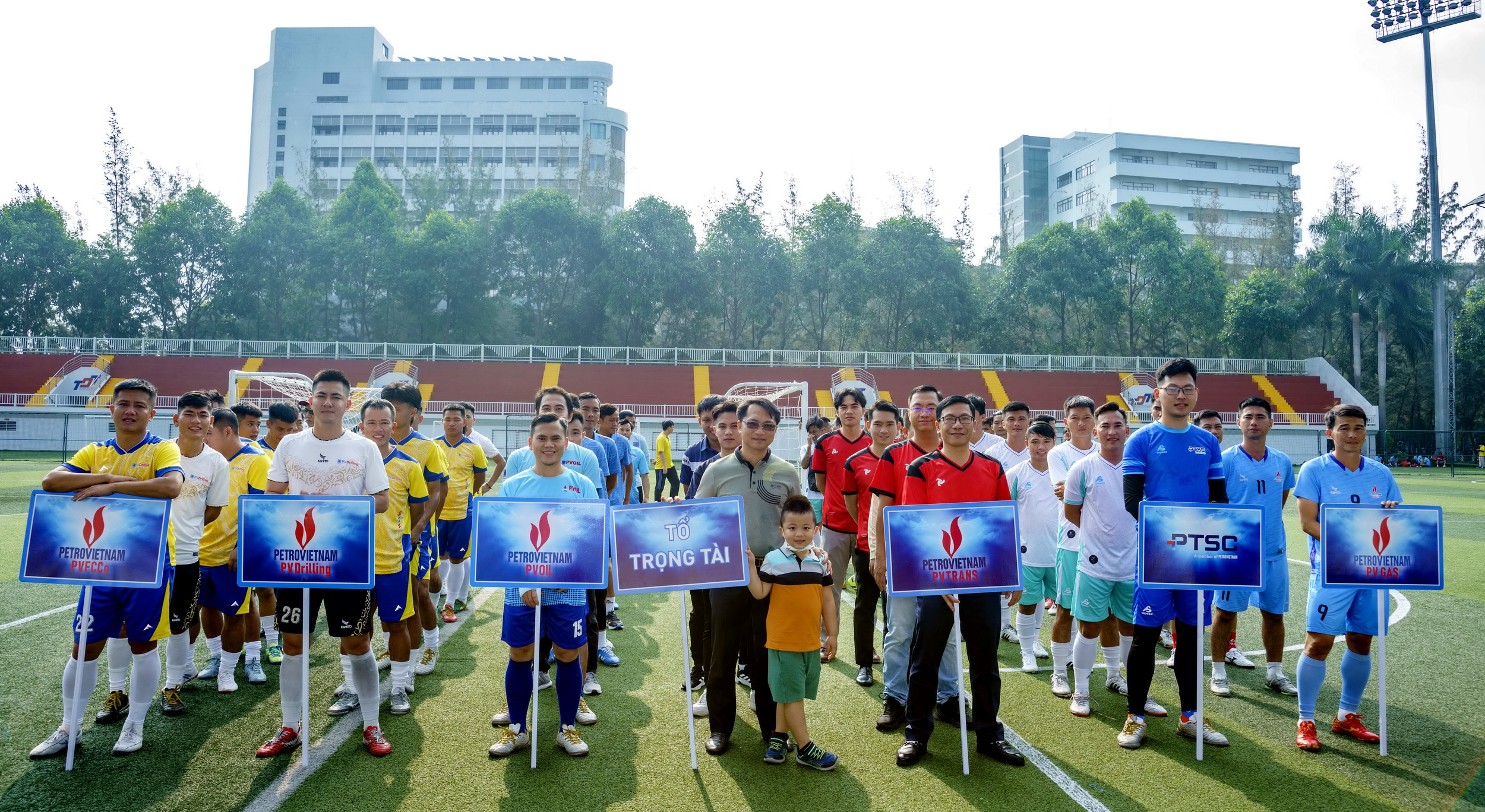 Giải Bóng đá nam Tổng công ty Khí Việt Nam mở rộng năm 2023 hứa hẹn bùng nổ với tinh thần fairplay