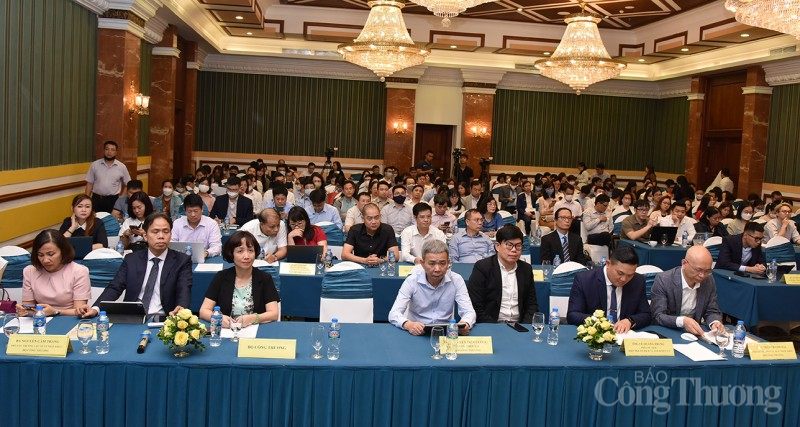 Đang diễn ra Hội thảo "Chuyển đổi số để xây dựng ngành logistics hiện đại, bền vững"
