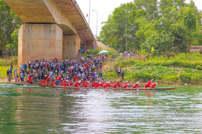 Hào hứng lễ hội đua thuyền trên miền di sản Phong Nha- Kẻ Bàng