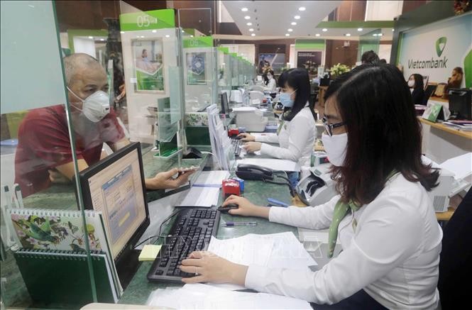 Ngân hàng đối mặt với sự