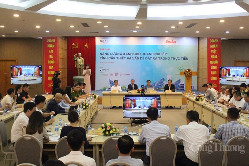 Đầu tư năng lượng xanh: Doanh nghiệp “ngóng” cơ chế