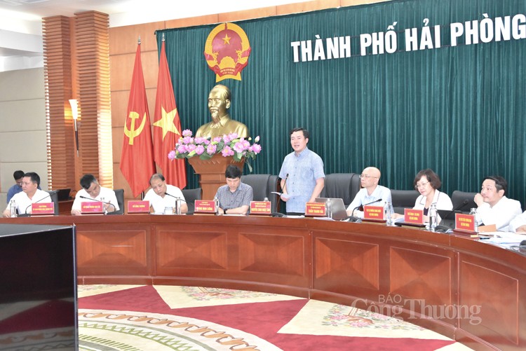 Thứ trưởng Nguyễn Sinh Nhật Tân làm việc tại Hải Phòng về Đề án phát triển dịch vụ logistics