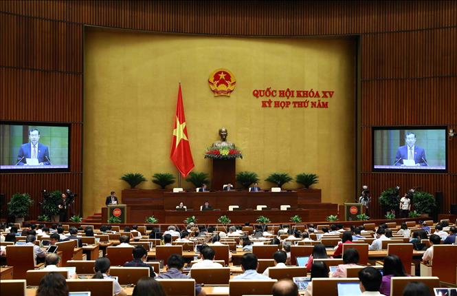 Chính phủ trình Quốc hội dự án Luật sửa đổi, bổ sung hai luật về xuất, nhập cảnh
