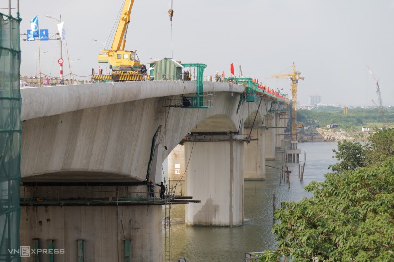 Chính thức hợp long cầu Vĩnh Tuy 2, thông xe trước 2 tháng 9
