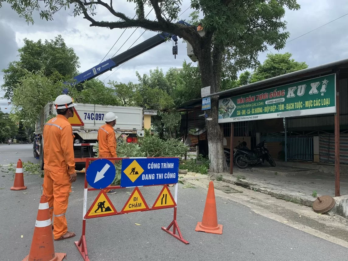 Tỉnh Quảng Trị: Chuẩn bị phương án cung cấp điện mùa mưa bão