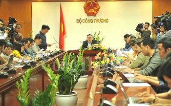Bộ Công Thương công bố quyết định điều chỉnh giá bán lẻ điện bình quân năm 2019