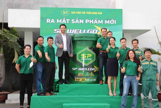 Dầu nhớt Saigon Petro ra mắt sản phẩm cao cấp dành cho xe tải nặng