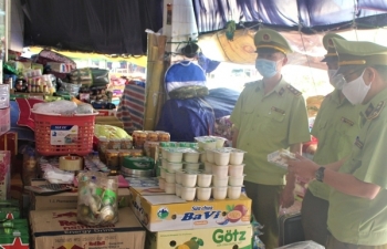 Quảng Trị: Giám sát thị trường chặt chẽ, xử lý nghiêm hành vi gom hàng