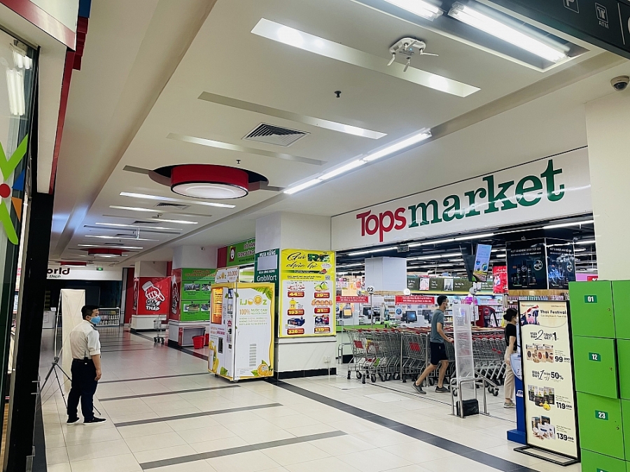 Tops Market - siêu thị tiện lợi được yêu thích bởi nhiều người dân tại thành phố. Nơi đây mang lại cho khách hàng những sản phẩm tươi ngon và giá cả hấp dẫn. Đừng bỏ lỡ cơ hội khám phá Tops Market bằng cách nhấn vào hình ảnh liên quan.