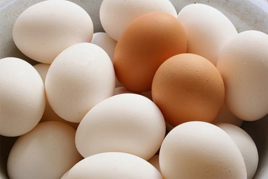 Nhập khẩu bao nhiêu thuốc lá nguyên liệu và trứng gia cầm từ Liên minh Kinh tế Á - Âu?