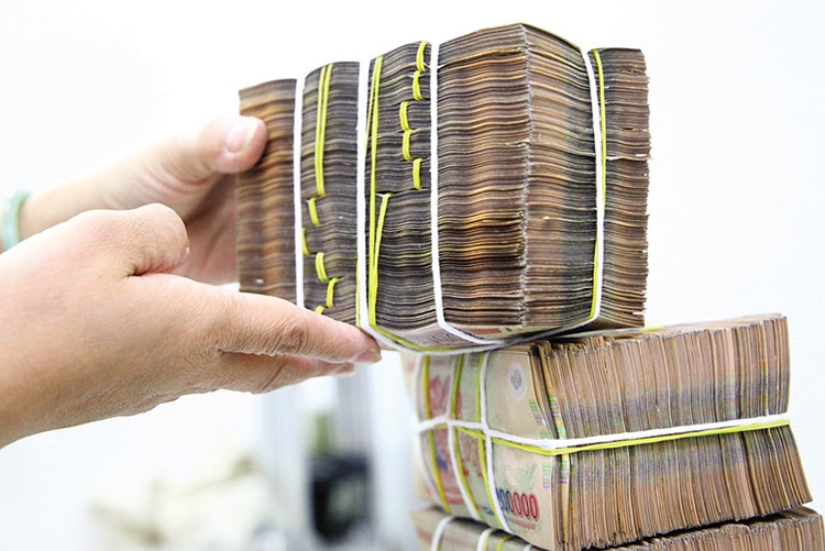 Ngân hàng đồng loạt tung gói tín dụng ưu đãi “cứu” doanh nghiệp